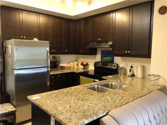 215 - 570 Lolita Gdns, Condo with 2 bedrooms, 2 bathrooms and 1 parking in Mississauga ON | Image 5