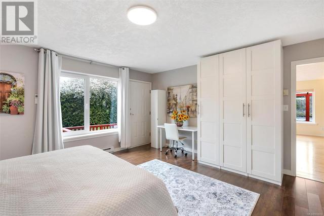 3104 Austin Ave, House detached with 3 bedrooms, 2 bathrooms and 4 parking in Saanich BC | Image 23