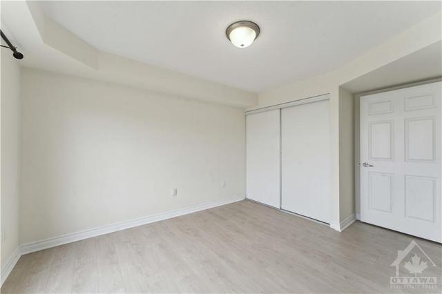 3 - 305 Cresthaven Drive, Condo with 2 bedrooms, 2 bathrooms and 1 parking in Ottawa ON | Image 25
