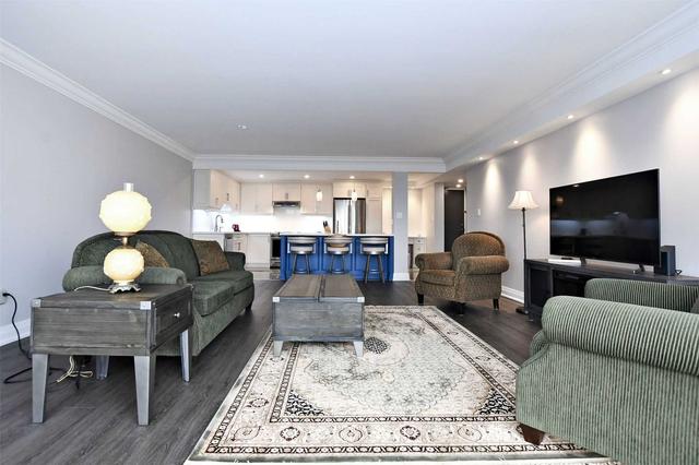 1210 - 20 Baif Blvd, Condo with 2 bedrooms, 2 bathrooms and 1 parking in Richmond Hill ON | Image 11