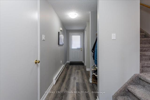 5 Loggers Run, Townhouse with 3 bedrooms, 2 bathrooms and 2 parking in Barrie ON | Image 12