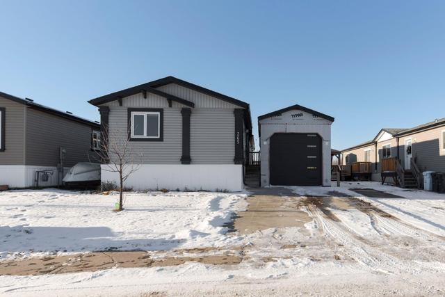 365 Mckinlay Crescent, House detached with 3 bedrooms, 2 bathrooms and 2 parking in Wood Buffalo AB | Image 2