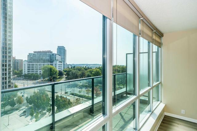 802 - 215 Fort York Blvd, Condo with 2 bedrooms, 2 bathrooms and 1 parking in Toronto ON | Image 14