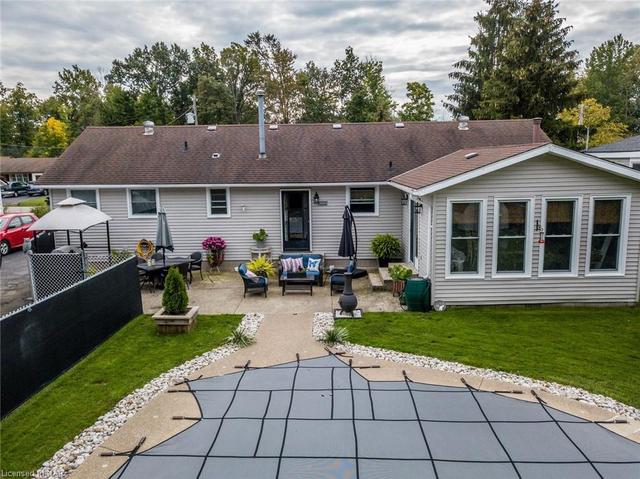 626 Oakes Drive, House detached with 3 bedrooms, 1 bathrooms and 8 parking in Fort Erie ON | Image 36