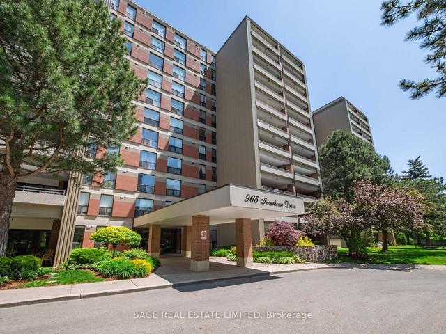 1106 - 965 Inverhouse Dr, Condo with 2 bedrooms, 2 bathrooms and 2 parking in Mississauga ON | Image 1