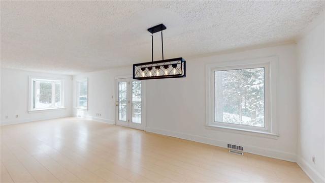400 Westwood Dr, House detached with 4 bedrooms, 3 bathrooms and 6 parking in Kitchener ON | Image 13