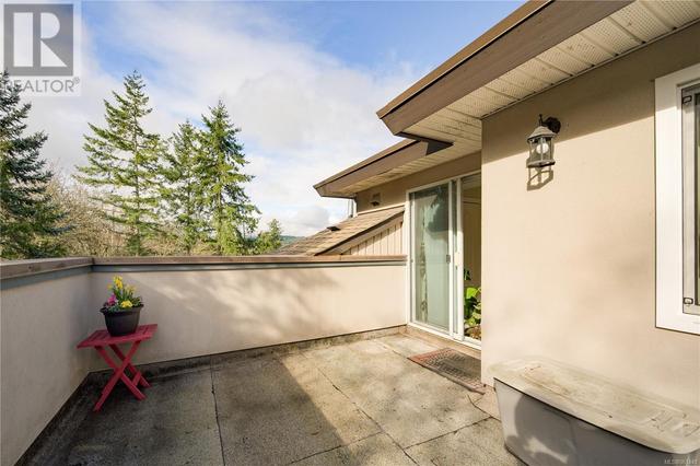 25 - 4525 Wilkinson Rd, House attached with 3 bedrooms, 3 bathrooms and 1 parking in Saanich BC | Image 42