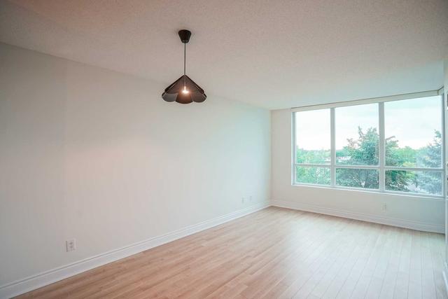 516 - 25 Greenview Ave, Condo with 1 bedrooms, 1 bathrooms and 1 parking in Toronto ON | Image 5