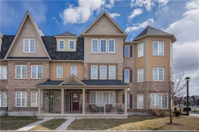 921 Brassard Circ, House attached with 3 bedrooms, 3 bathrooms and 1 parking in Milton ON | Image 1