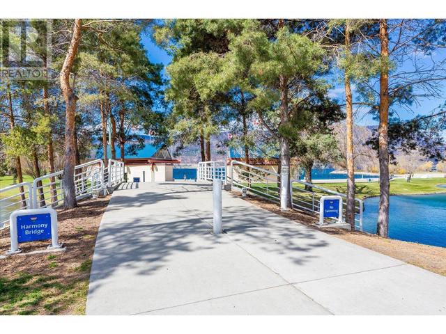 204 - 1160 Sunset Drive, Condo with 1 bedrooms, 1 bathrooms and 1 parking in Kelowna BC | Image 30