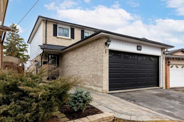 43 Talbot St, House detached with 3 bedrooms, 3 bathrooms and 4 parking in Brampton ON | Image 23