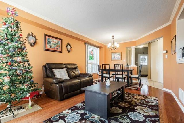 975 Glenbourne Crt, House detached with 3 bedrooms, 4 bathrooms and 5 parking in Oshawa ON | Image 23