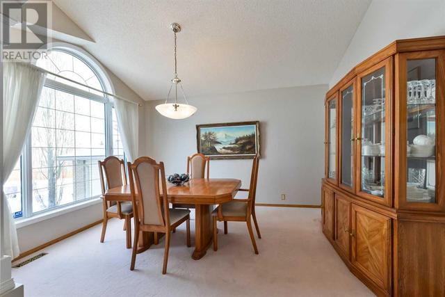 2281 Sirocco Drive Sw, House detached with 3 bedrooms, 2 bathrooms and 4 parking in Calgary AB | Image 17