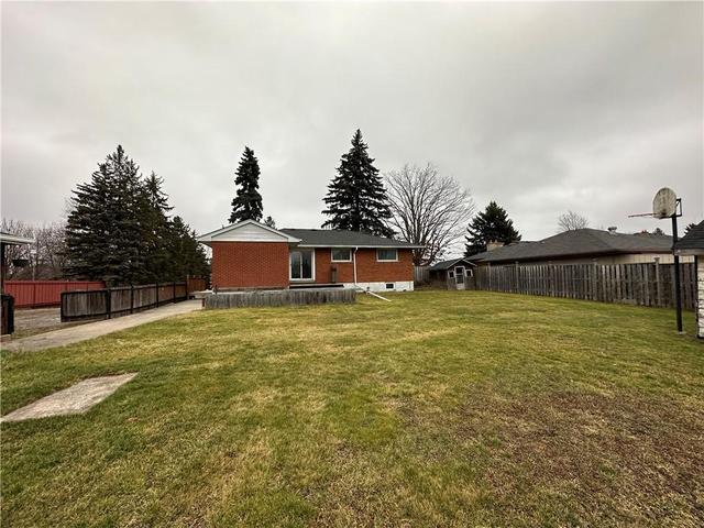 603 Rymal Road W, House detached with 4 bedrooms, 2 bathrooms and 12 parking in Hamilton ON | Image 17