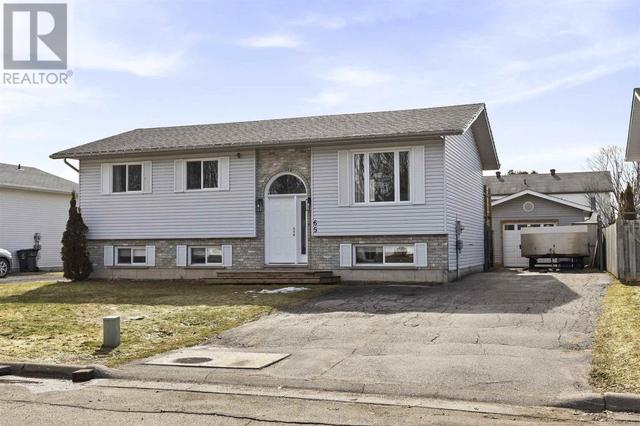 65 Muriel Dr, House detached with 4 bedrooms, 2 bathrooms and null parking in Sault Ste. Marie ON | Image 1