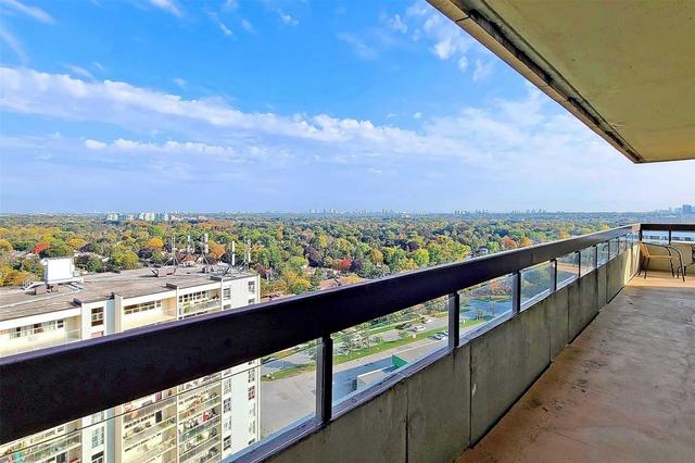 1810 - 8111 Yonge St, Condo with 2 bedrooms, 2 bathrooms and 1 parking in Markham ON | Image 15