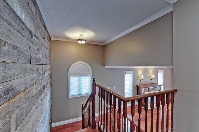 upper - 32 Stephanie Lane, House detached with 3 bedrooms, 3 bathrooms and 3 parking in Barrie ON | Image 21