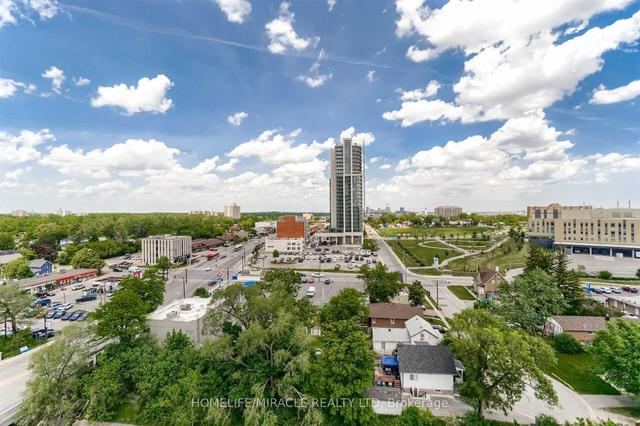 1002 - 100 John St, Condo with 2 bedrooms, 2 bathrooms and 1 parking in Brampton ON | Image 14