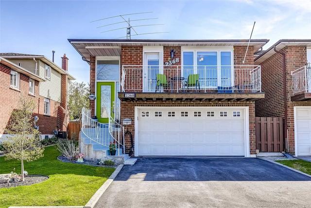 2368 Cotswold Cres, House detached with 3 bedrooms, 2 bathrooms and 4 parking in Burlington ON | Card Image