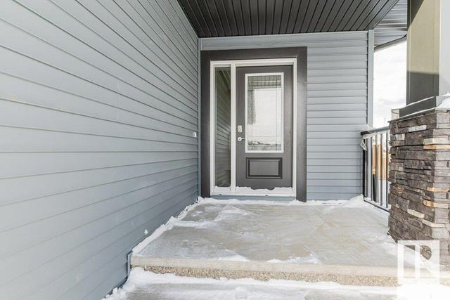 118 Spruce Gardens Cr, House semidetached with 3 bedrooms, 2 bathrooms and null parking in Spruce Grove AB | Image 2
