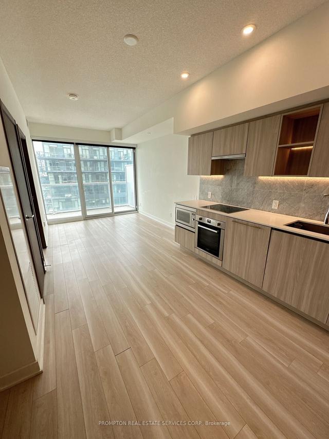 3701 - 19 Bathurst St, Condo with 1 bedrooms, 1 bathrooms and 1 parking in Toronto ON | Image 6