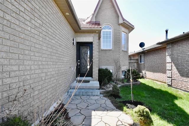 39 Irene Dr, House detached with 2 bedrooms, 3 bathrooms and 5 parking in Barrie ON | Image 12