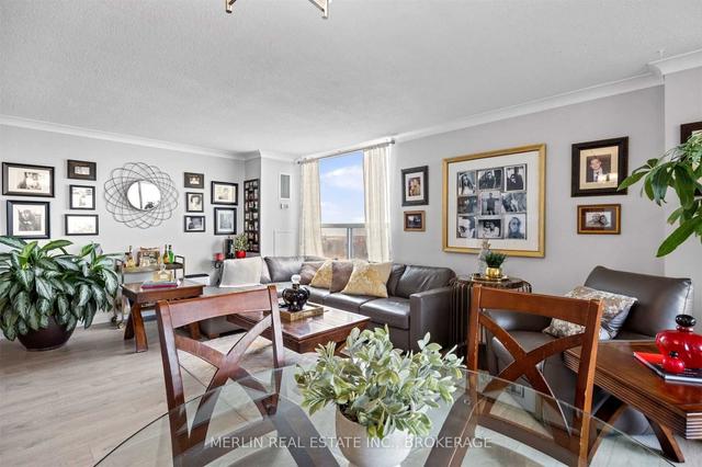 1706 - 1515 Lakeshore Rd E, Condo with 3 bedrooms, 2 bathrooms and 2 parking in Mississauga ON | Image 5