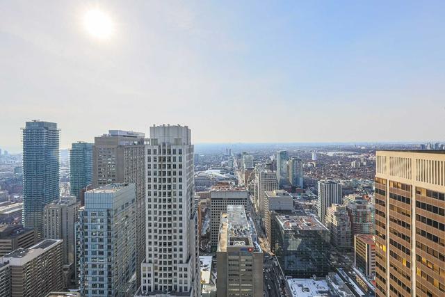 4607 - 1 Bloor St E, Condo with 2 bedrooms, 2 bathrooms and 0 parking in Toronto ON | Image 25