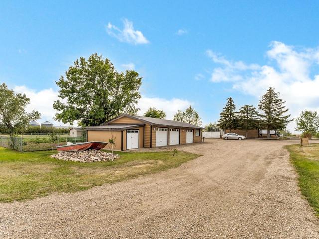 1 - 13514 Range Road 65 Range, House detached with 4 bedrooms, 3 bathrooms and 3 parking in Cypress County AB | Image 36