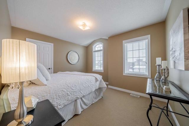 4764 Deforest Cres, House detached with 3 bedrooms, 3 bathrooms and 4 parking in Burlington ON | Image 6