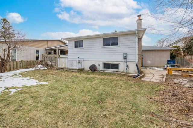 36 O'dell Crt, House detached with 3 bedrooms, 1 bathrooms and 4 parking in Ajax ON | Image 29