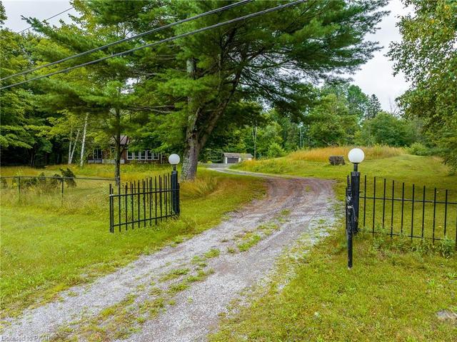 1165 County Rd 620, House detached with 2 bedrooms, 1 bathrooms and 12 parking in North Kawartha ON | Image 34