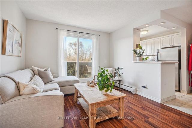 51 - 2373 King St E, Condo with 1 bedrooms, 1 bathrooms and 1 parking in Hamilton ON | Image 4