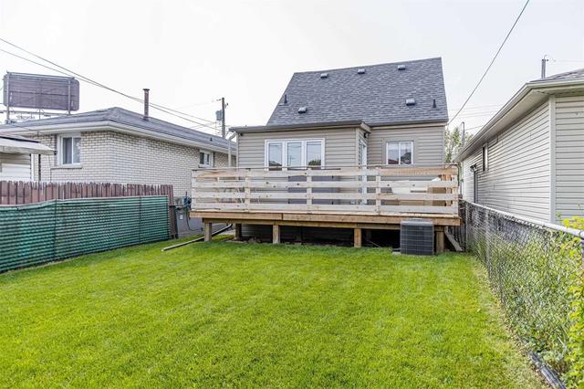 51 Delena Ave S, House detached with 2 bedrooms, 2 bathrooms and 2 parking in Hamilton ON | Image 17