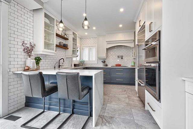 3418 Buena Vists Crt, House detached with 4 bedrooms, 5 bathrooms and 6 parking in Oakville ON | Image 35