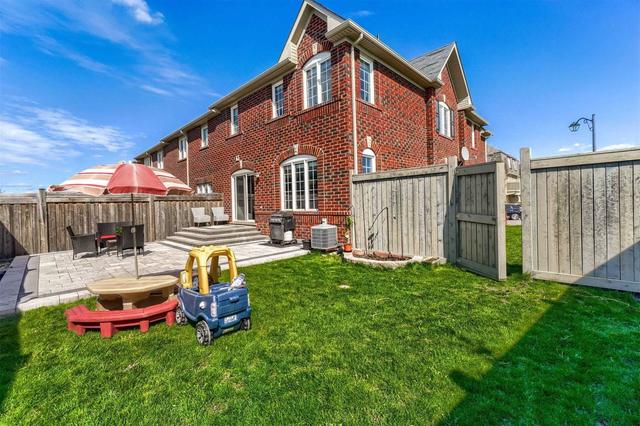 236 Woodley Cres, House attached with 3 bedrooms, 3 bathrooms and 2 parking in Milton ON | Image 27