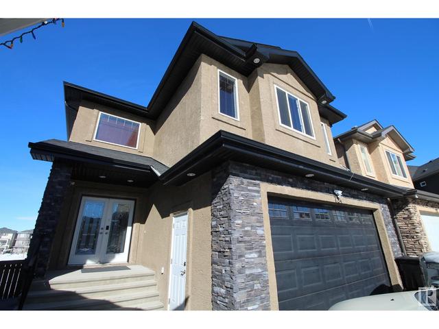 724 Albany Place Pl Nw, House detached with 5 bedrooms, 3 bathrooms and null parking in Edmonton AB | Card Image