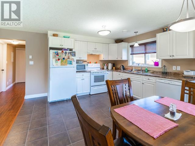 3424 Galveston Pl, House detached with 4 bedrooms, 3 bathrooms and 4 parking in Nanaimo BC | Image 35