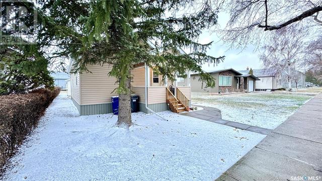 412 Garfield Street, House detached with 2 bedrooms, 1 bathrooms and null parking in Davidson SK | Image 2