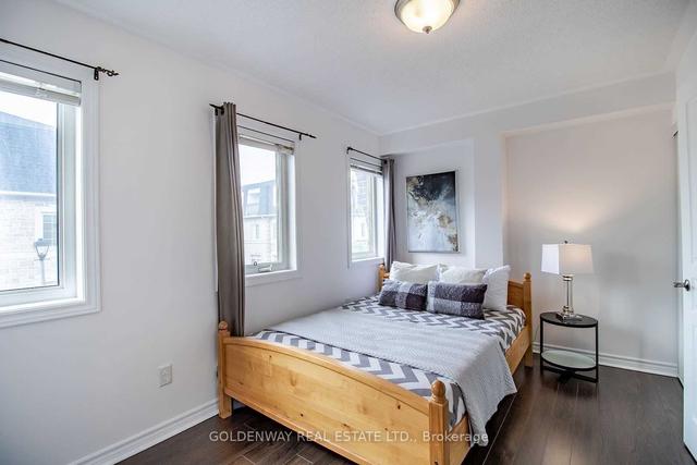 132a Finch Ave W, House attached with 3 bedrooms, 3 bathrooms and 2 parking in Toronto ON | Image 4