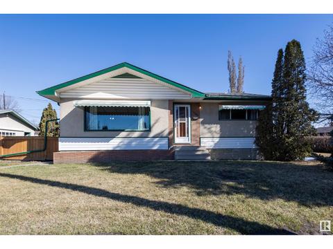 12604 130 Av Nw, House detached with 4 bedrooms, 2 bathrooms and null parking in Edmonton AB | Card Image