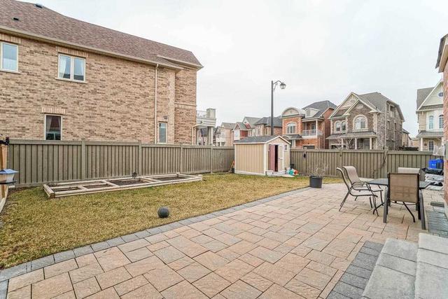 209 Kincardine St, House detached with 4 bedrooms, 4 bathrooms and 3 parking in Vaughan ON | Image 28
