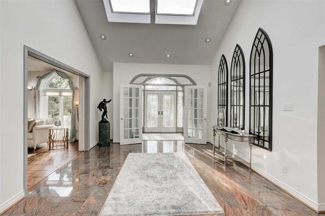 7 Palace Arch Dr, House detached with 6 bedrooms, 6 bathrooms and 8 parking in Toronto ON | Image 12