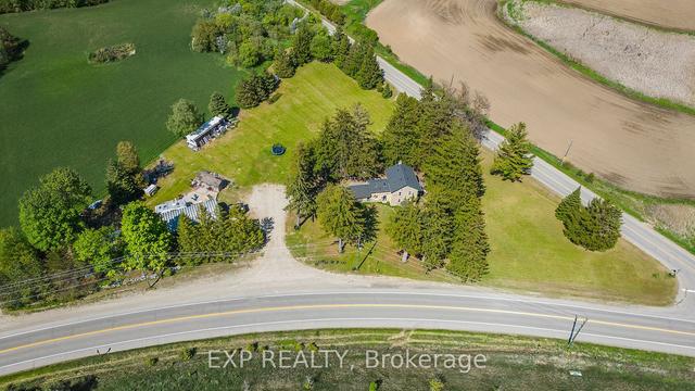 824 Erbsville Rd, House detached with 3 bedrooms, 2 bathrooms and 10 parking in Waterloo ON | Image 4