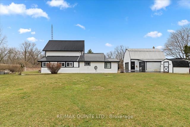 194 Upper Lake St, House detached with 3 bedrooms, 1 bathrooms and 5 parking in Prince Edward County ON | Image 20