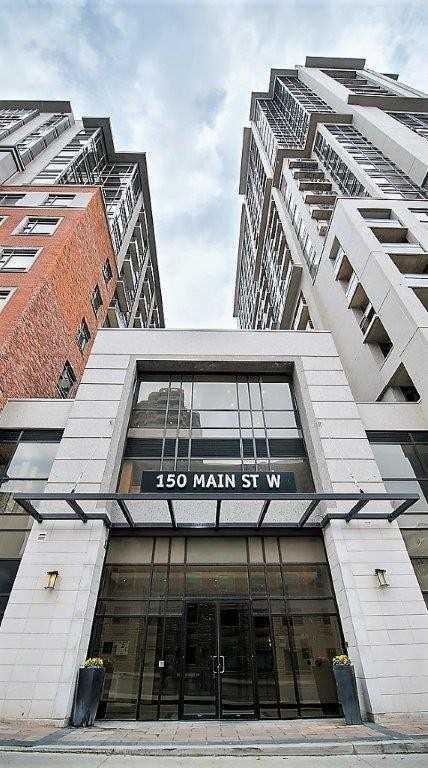 312 - 150 Main St W, Condo with 1 bedrooms, 2 bathrooms and null parking in Hamilton ON | Image 1