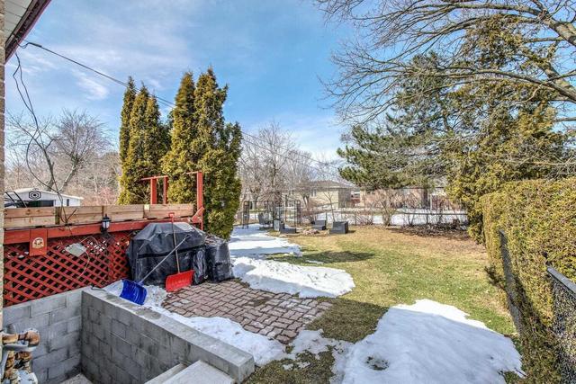 184 Goulding Ave, House detached with 4 bedrooms, 3 bathrooms and 5 parking in Toronto ON | Image 37