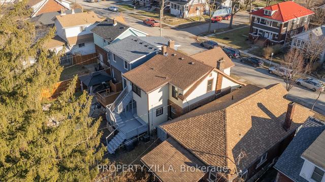 418 Wahketa St, House detached with 5 bedrooms, 3 bathrooms and 0 parking in Windsor ON | Image 25