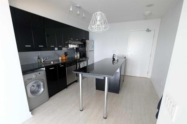 1001A - 19 Singer Crt, Condo with 0 bedrooms, 1 bathrooms and null parking in Toronto ON | Image 2