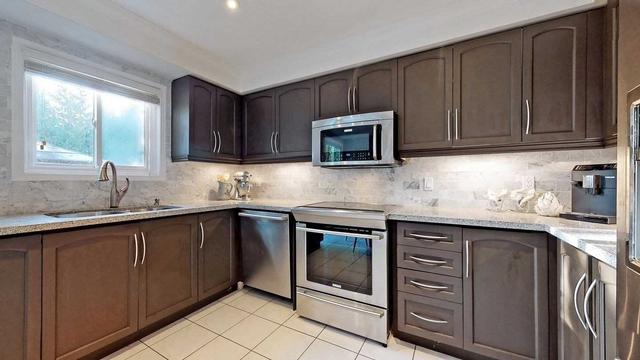 228 Senator St, House detached with 4 bedrooms, 3 bathrooms and 4 parking in Pickering ON | Image 25